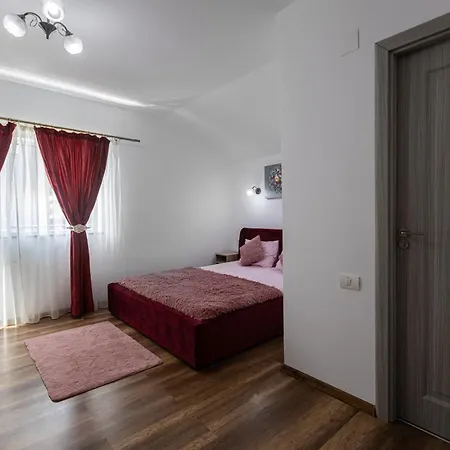Casa Lya Năvodari